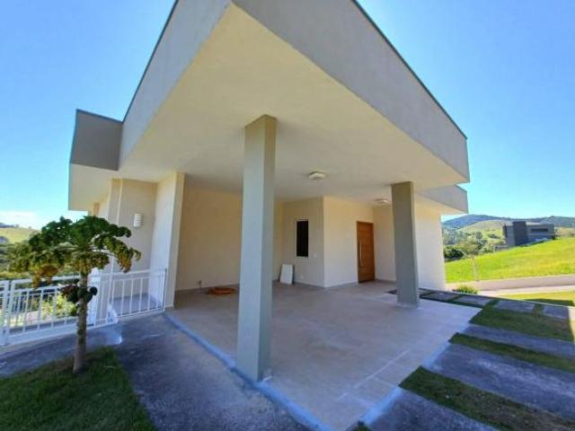 Casa venda em Região Imediata de São José dos Campos, Região Metropolitana do Vale do Paraíba e Litoral Norte