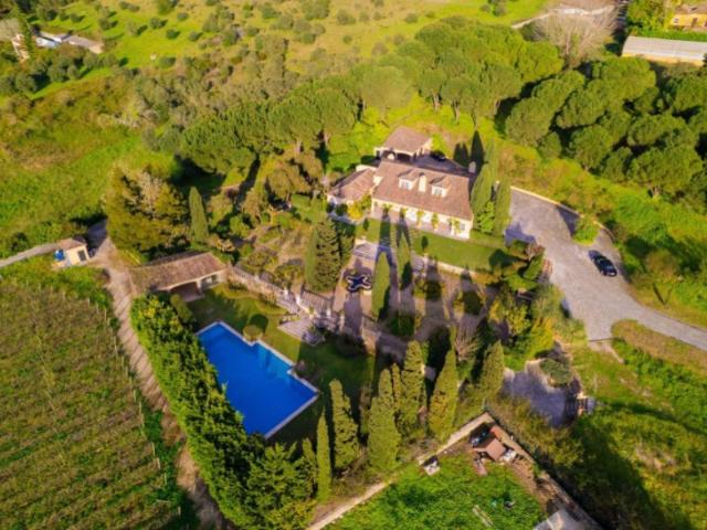 Quinta venda em Azeitão (São Lourenço e São Simão), Setúbal