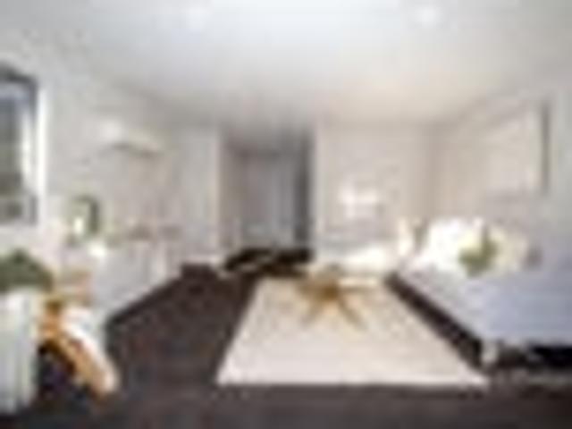Townhouse for sale in Heathcote, Canterbury