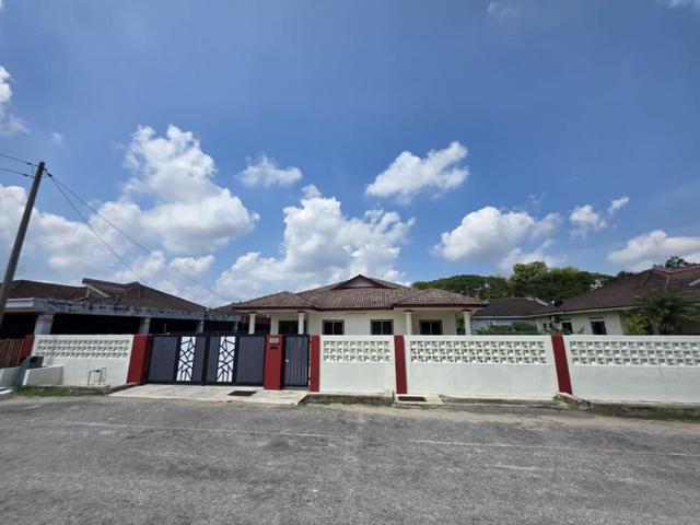 Bungalow for sale in Kuantan, Pahang