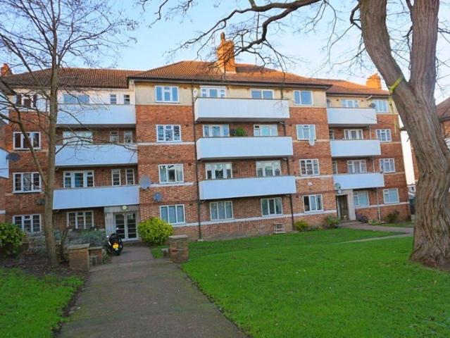 Apartment for rent in Colney Hatch, Isle Of Man