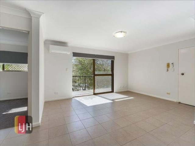 Apartment for rent in Toombul, Queensland
