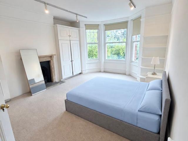 Apartment for rent in London Borough of Hounslow, Strand
