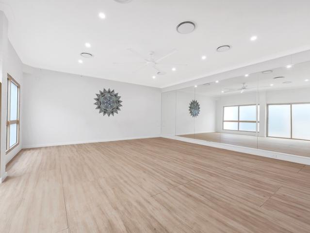Office for rent in Burnett Heads, Queensland