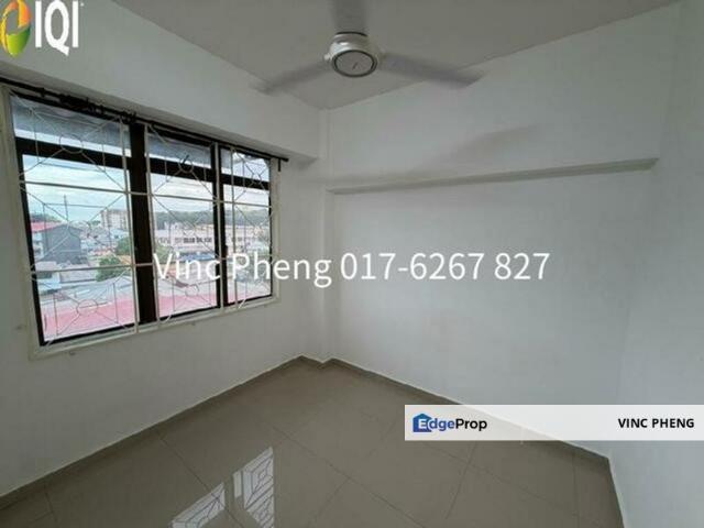 Condominium for rent in Malaka
