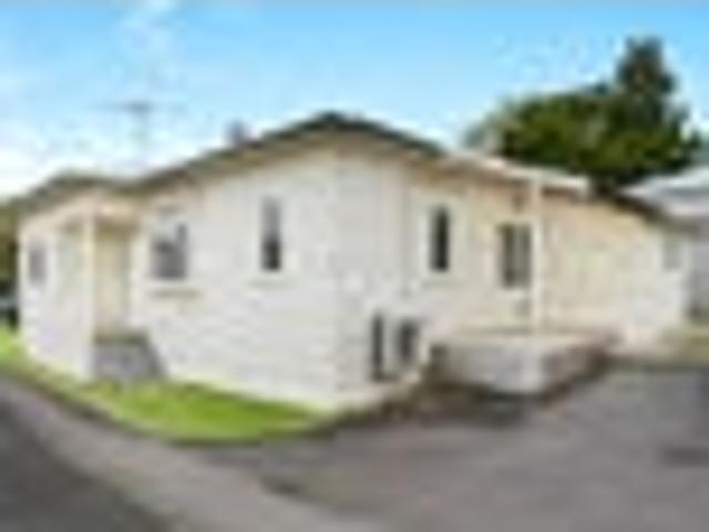 House for sale in Hamilton City