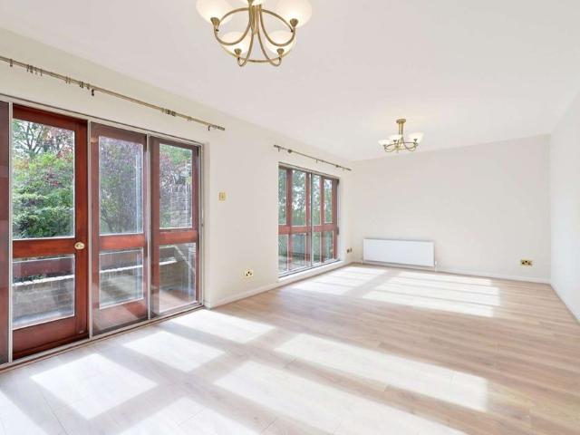 Townhouse for rent in The Cedars Estate, Three Rivers