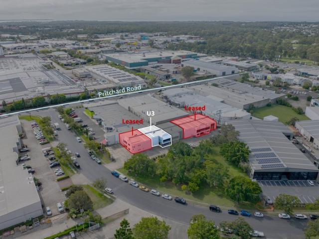 Warehouse for rent in Toombul, Queensland