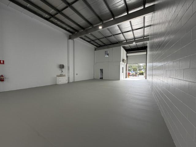 Warehouse for rent in Methul, Queensland