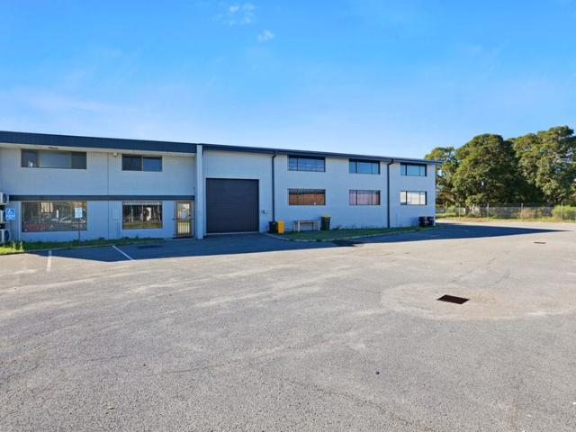 Warehouse for rent in Welshpool, Western Australia