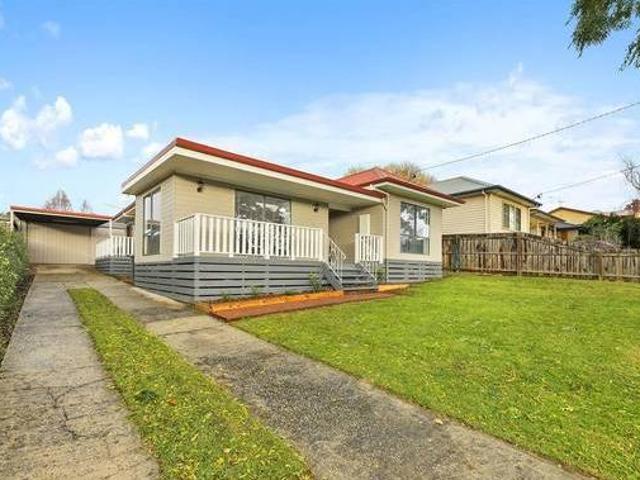 House for rent in Victoria