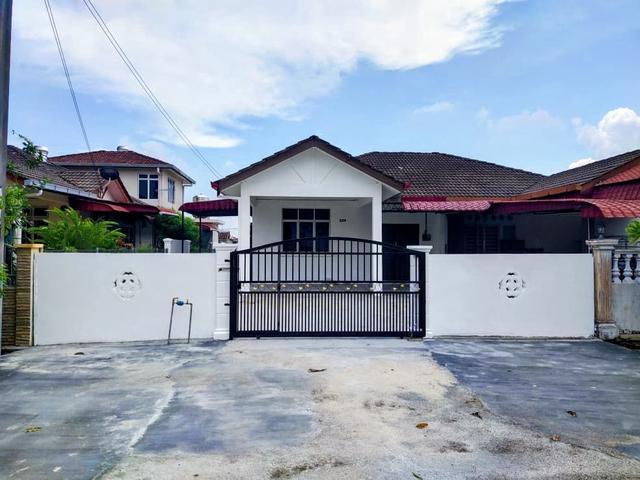 Residential House for sale in Sendayan Village, Negeri Sembilan