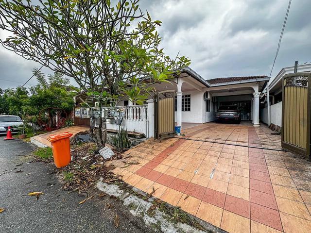 Residential House for sale in Kajang, Langat
