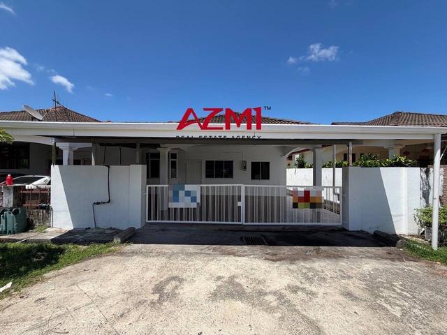Terraced House for sale in Long Miri, Sarawak