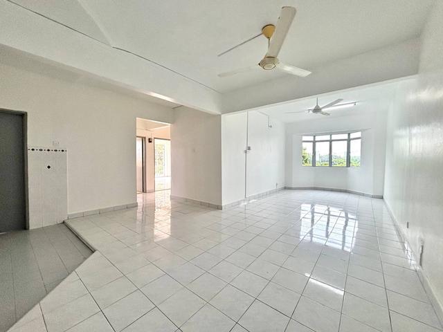 Condominium for sale in Petaling, Damansara Damai