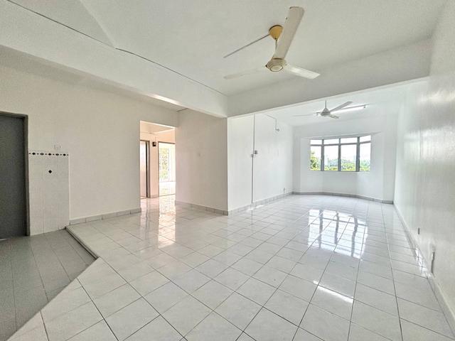 Condominium for sale in Petaling, Damansara Damai