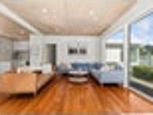 House for sale in Raumati Beach, Paraparaumu