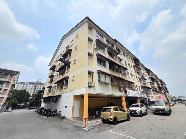 Apartment for sale in Kajang, Langat