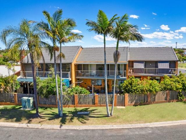 Villa for rent in Yamba, New South Wales
