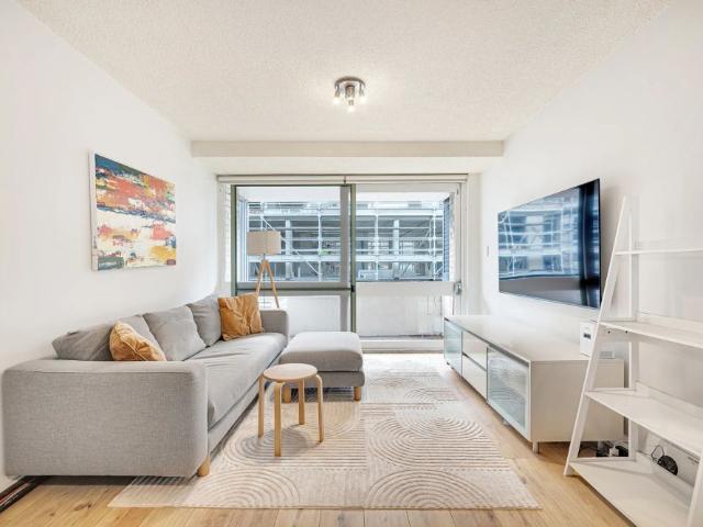 Apartment for rent in Lower North Shore, Sydney