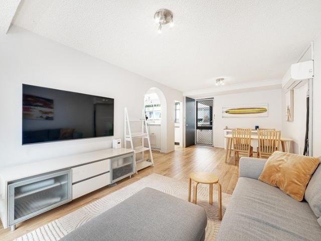 Apartment for rent in Lower North Shore, Sydney