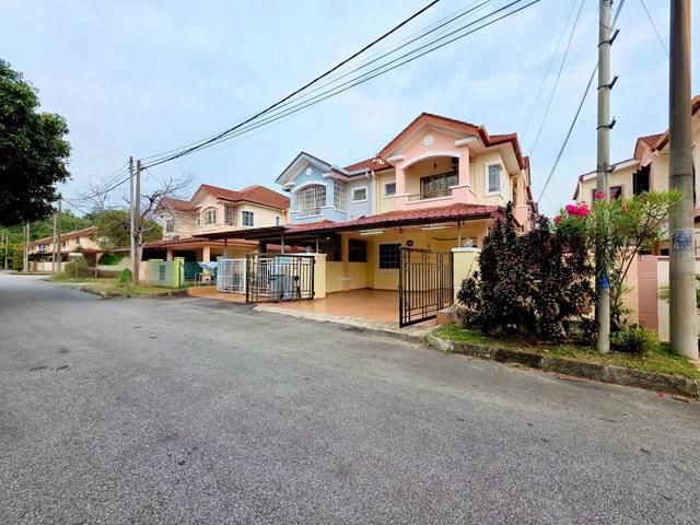 Residential House for rent in Sendayan Village, Negeri Sembilan