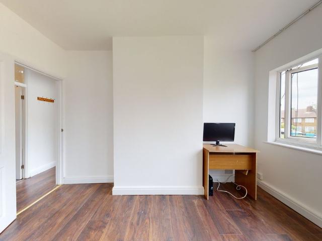 Apartment for rent in Upper Edmonton, Greater London