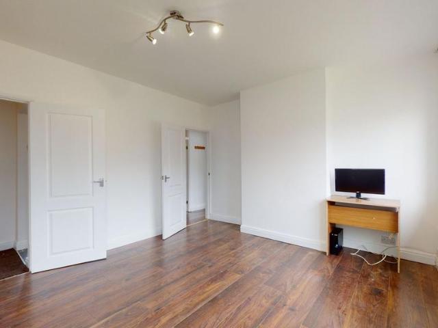 Apartment for rent in Upper Edmonton, Greater London