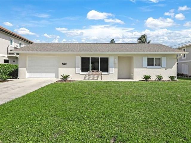 House for sale in Bonita Springs