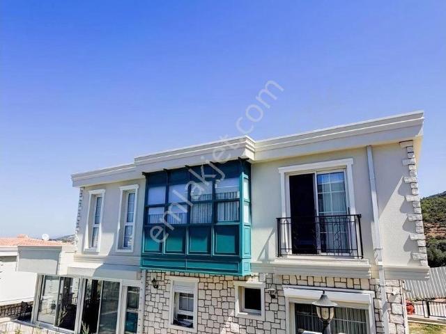 Kuşadasi, Aydin içerisinde satılık Villa