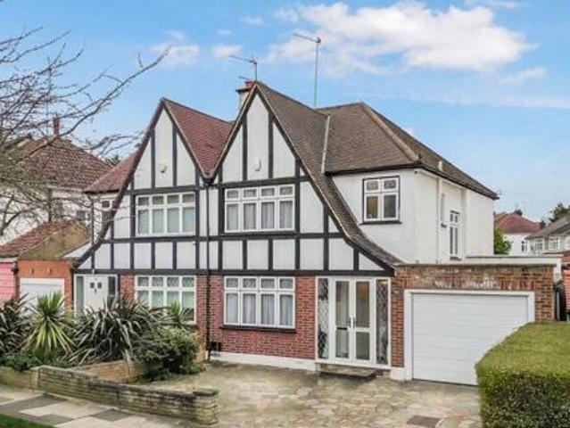 House for sale in Greater London