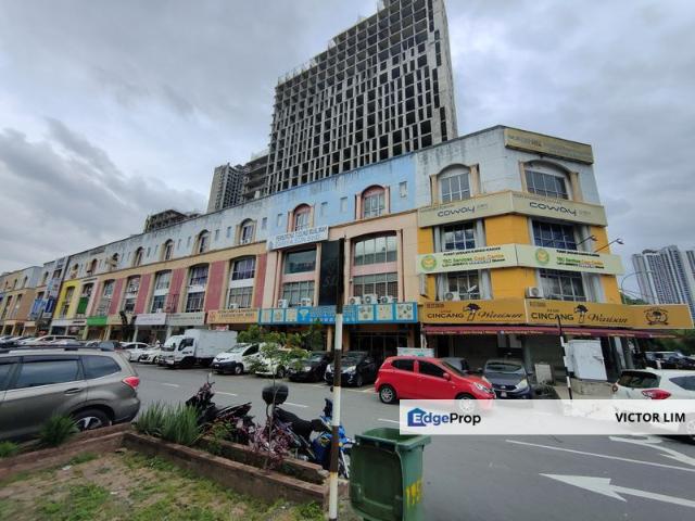 Shop for sale in Petaling, Subang Jaya