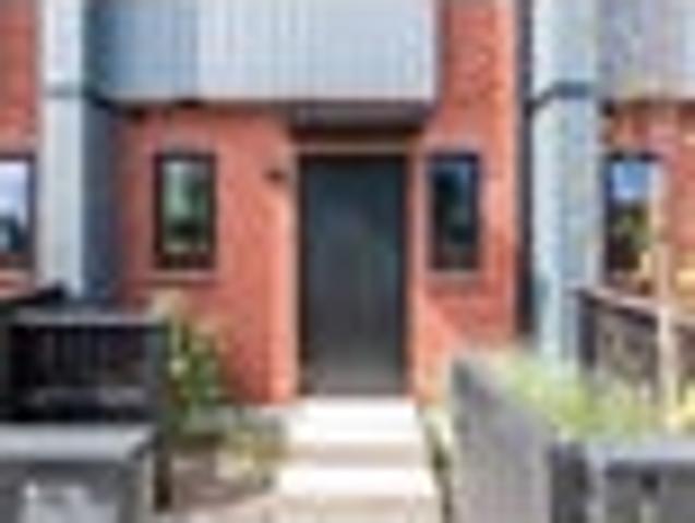 Townhouse for sale in Bayswater, Oroua County