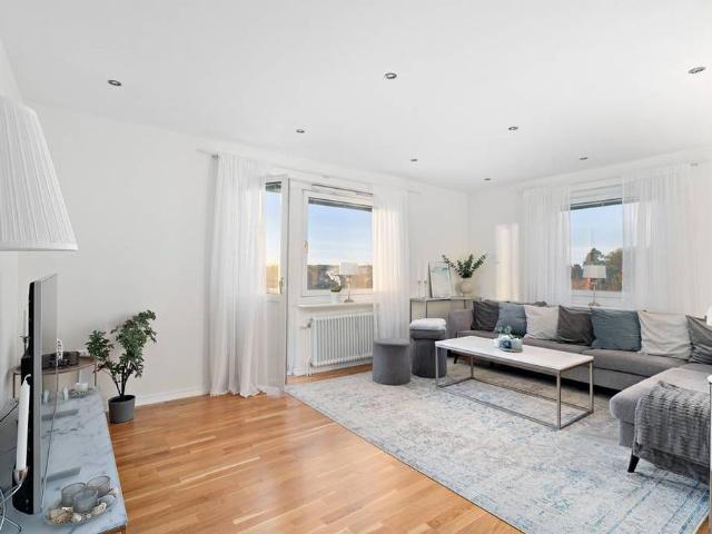 Rum hyra i Solna, Stockholm