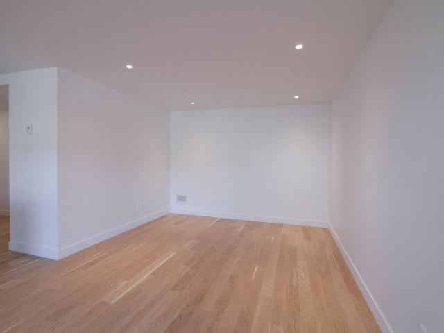 Apartment for rent in St. Leonard's, Quebec