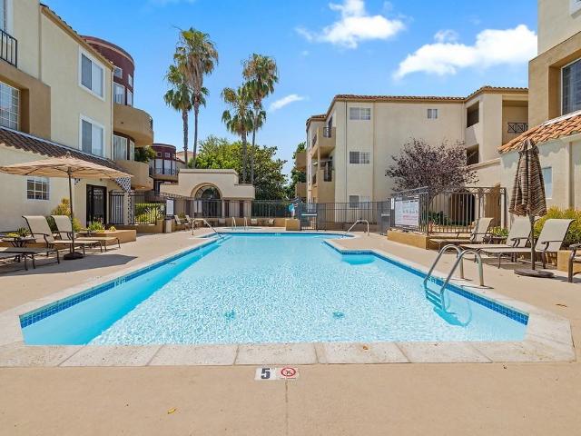 Apartment for rent in Sherman Oaks Neighborhood Council District, Canoga Park