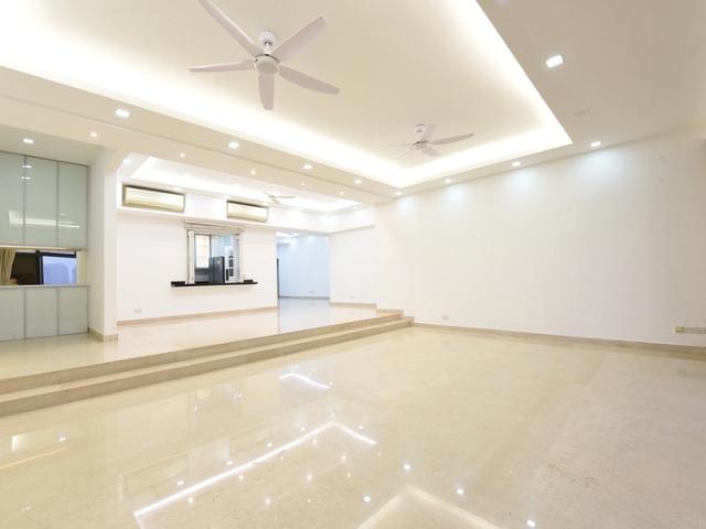 Condominium for rent
