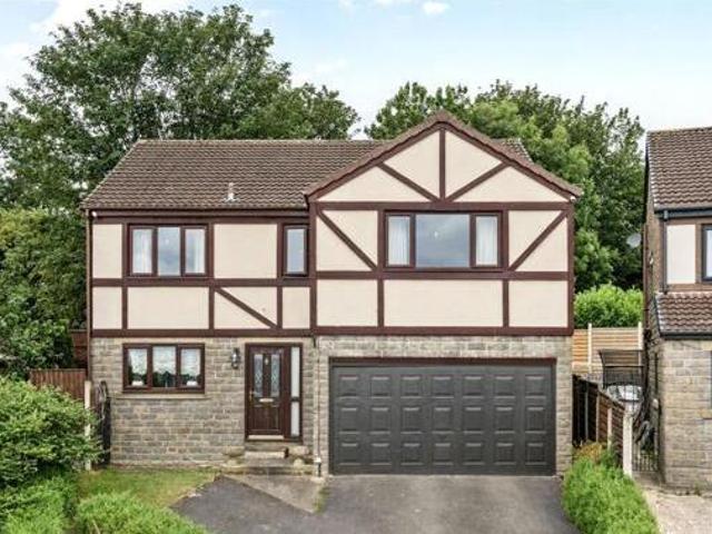 House for sale in Pudsey, West Yorkshire