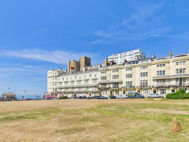 Apartment for rent in Brunswick, Brighton & Hove