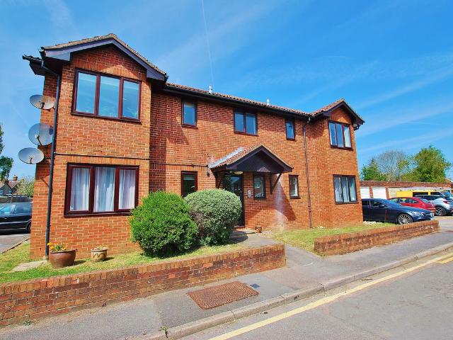 Apartment for rent in Westborough, Surrey