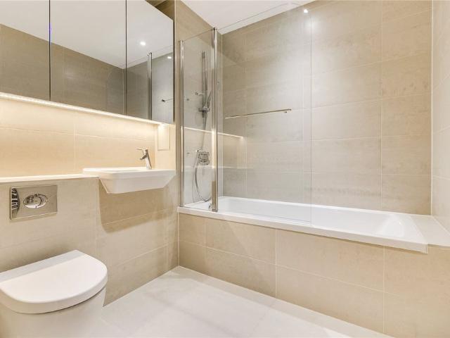 House for rent in Stamford Hill, Greater London