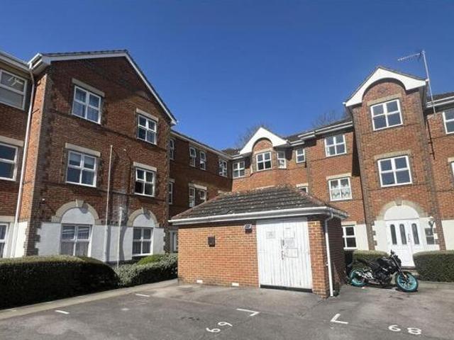 House for sale in Basingstoke, Basingstoke and Deane