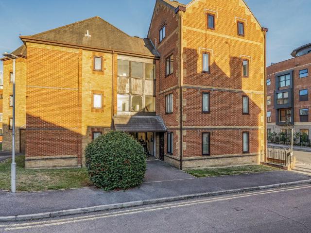 Apartment for rent in Coley, Reading