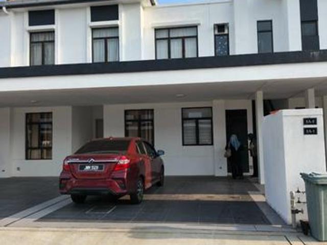 Townhouse for rent in Selangor