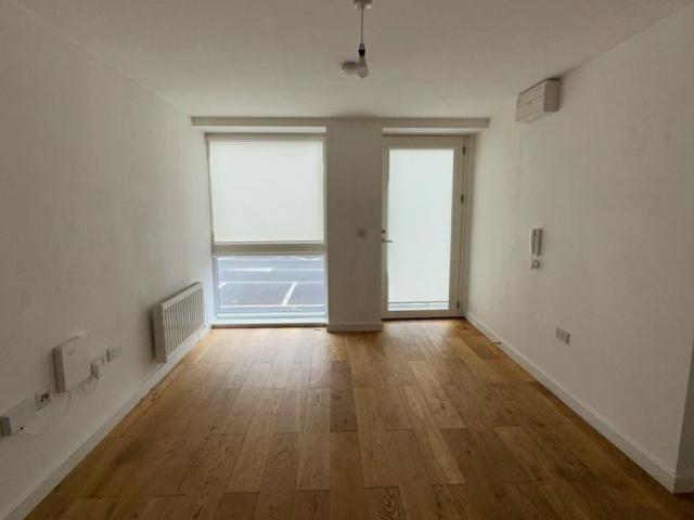 Apartment for rent in Lee Chapel, Essex