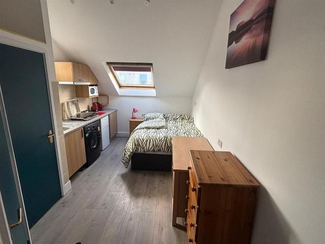 Studio for rent in Spon End, West Midlands