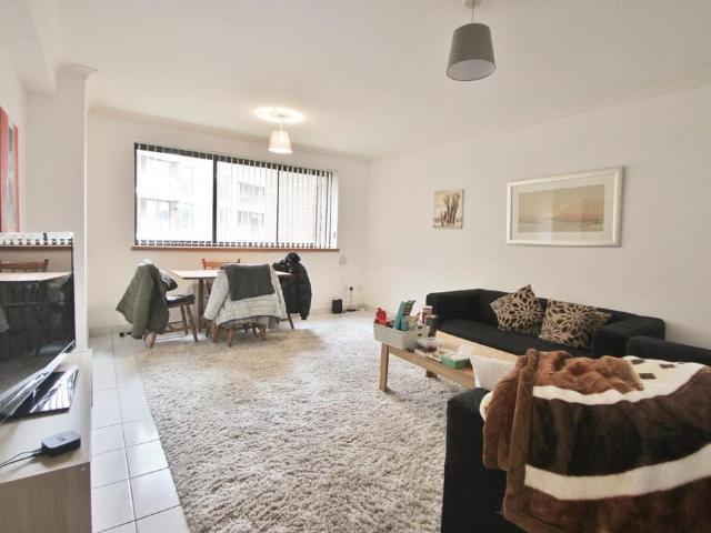 Apartment for rent in Brook Green, Greater London