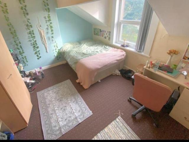 House for rent in Woodhouse Cliff, Leeds