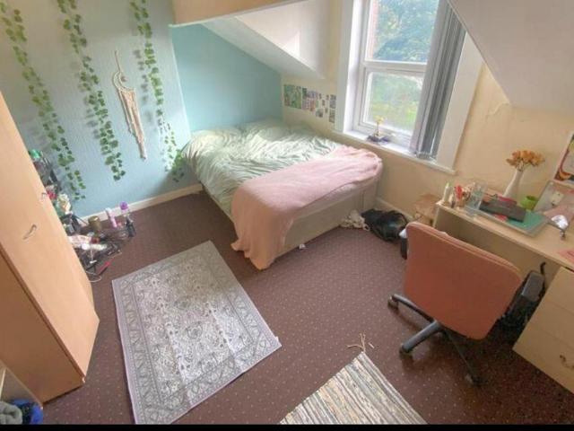 House for rent in Hyde Park, West Yorkshire