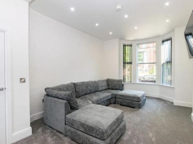 House for rent in Woodhouse Cliff, Leeds